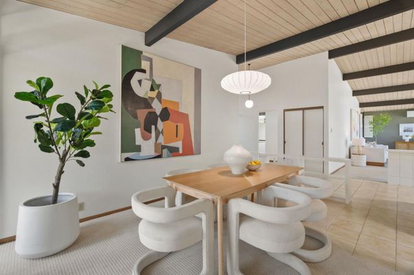 Dining room, Interior, Pendant Lights, Wooden Beams, Wooden Ceilings