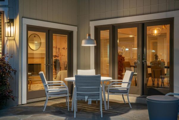 Exterior, Pendant Lights