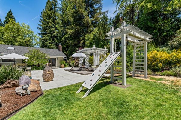 Backyard, Exterior, Playground