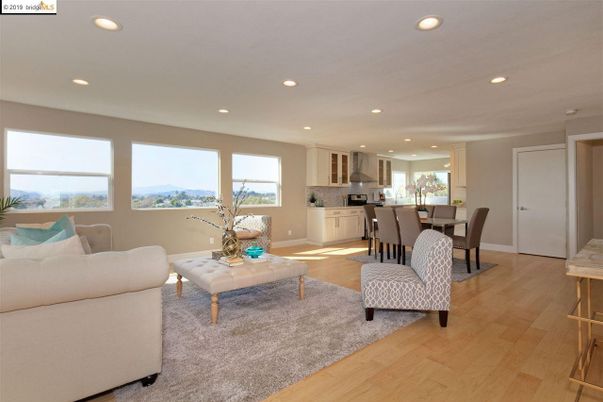 Dining room, Interior, Kitchen, Living room, Recessed Lighting, Wood Texture Flooring