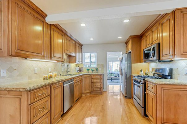 Interior, Kitchen, Recessed Lighting, Wood Texture Flooring