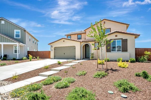 Attached, Backyard, Exterior, Facade, Mediterranean