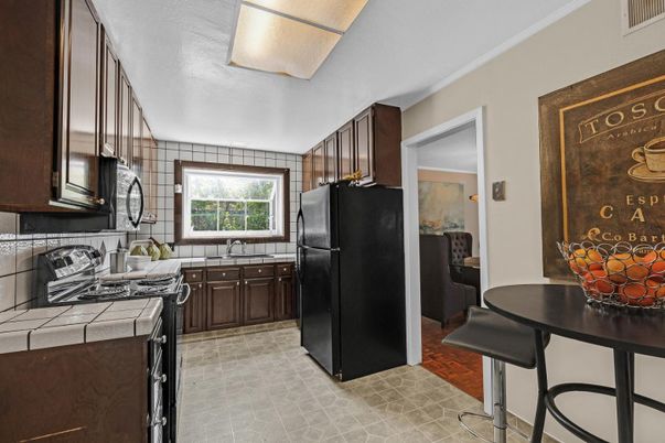 Interior, Kitchen, Tile Countertops