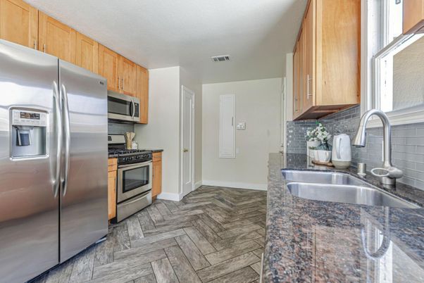 Interior, Kitchen, Stainless Steel Appliances, Wood Texture Flooring