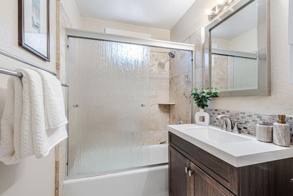 Bathroom, Glass Shower, Interior