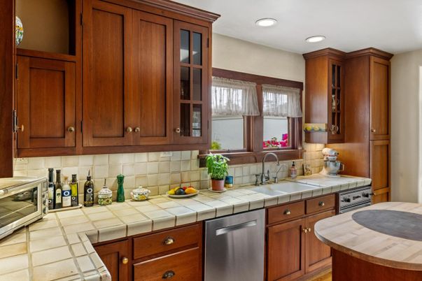 Interior, Kitchen, Recessed Lighting, Tile Countertops