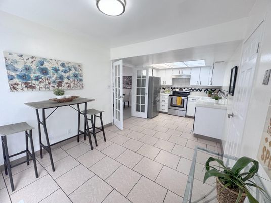 Interior, Kitchen, Stainless Steel Appliances