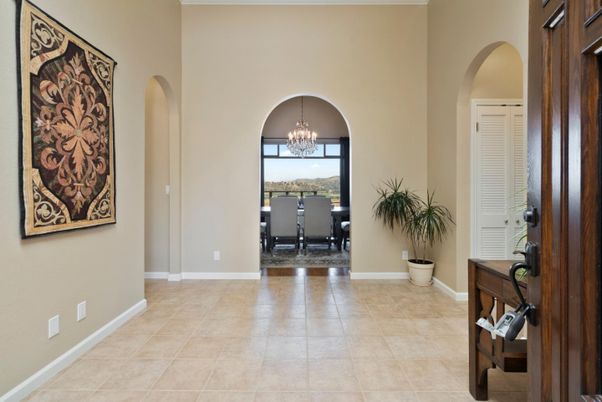 Chandelier, Dining room, Interior