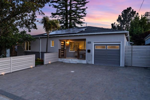 Attached, Exterior, Facade, Solar Panels, Ranch