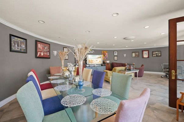 Dining room, Interior, Living room, Recessed Lighting