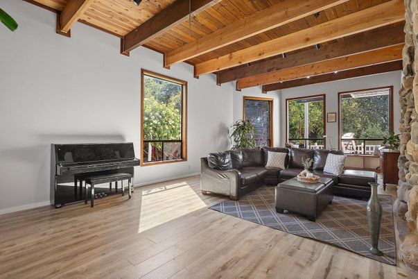Interior, Living room, Piano, Wooden Beams, Wooden Ceilings, Wood Texture Flooring