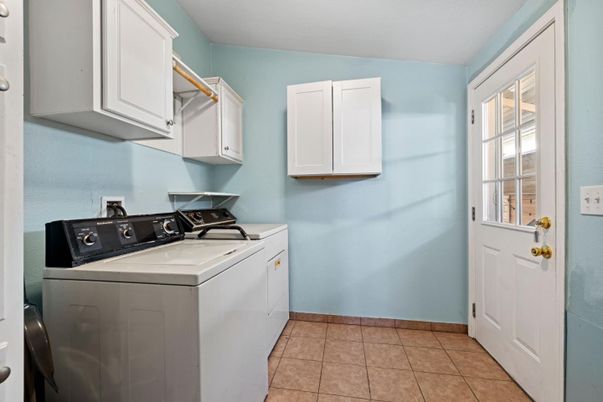 Interior, Washer