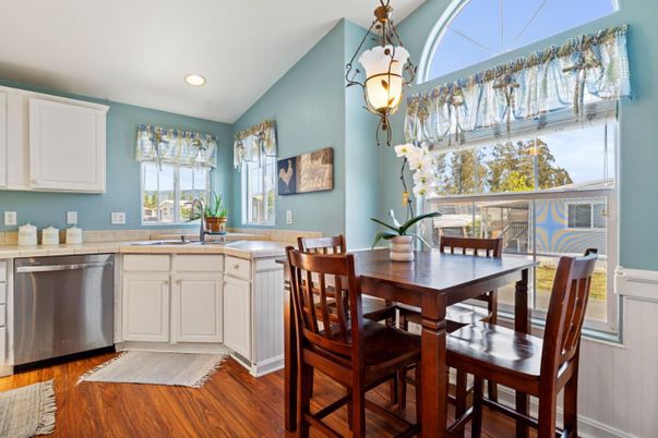 Dining room, Interior, Kitchen, Recessed Lighting, Wood Texture Flooring