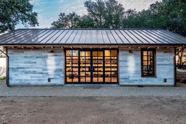 Detached Garage, Exterior