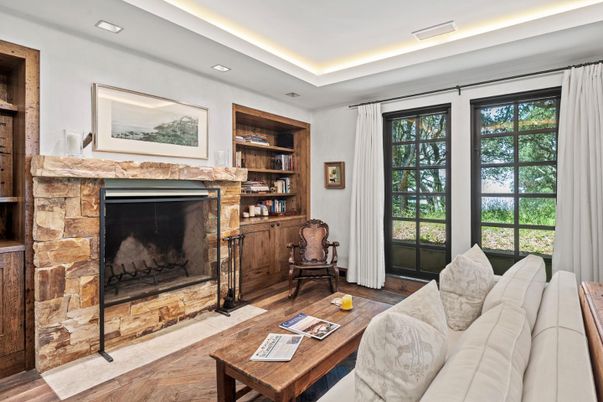 Fireplace, Interior, Living room, Recessed Lighting, Wood Texture Flooring
