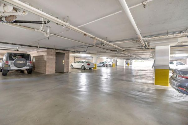 Garage, Interior, Stone Walls