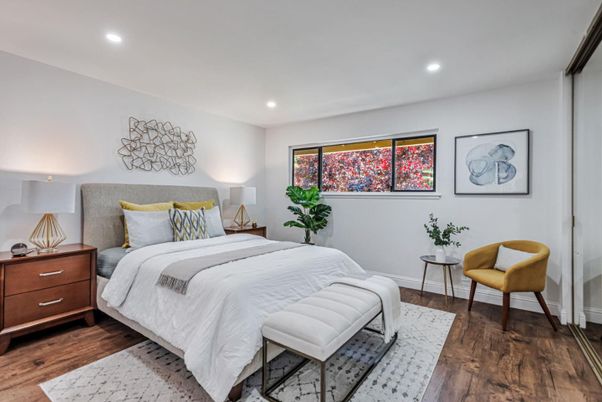 Bedroom, Interior, Recessed Lighting, Wood Texture Flooring