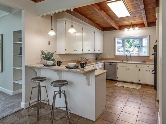 Interior, Kitchen, Pendant Lights, Wooden Beams, Wooden Ceilings
