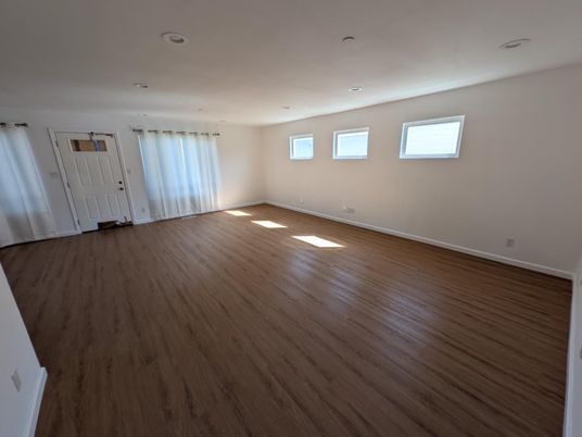 Empty room, Interior, Recessed Lighting, Wood Texture Flooring
