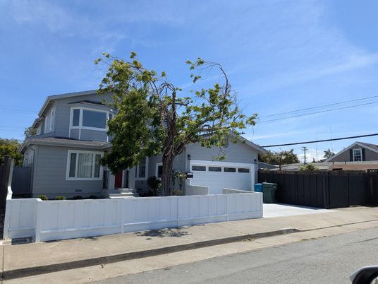 Attached, Detached Garage, Exterior, Facade, American Craftsman
