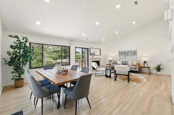 Dining room, Interior, Living room, Recessed Lighting, Wood Texture Flooring