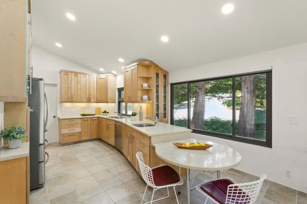 Dining room, Interior, Kitchen, Recessed Lighting
