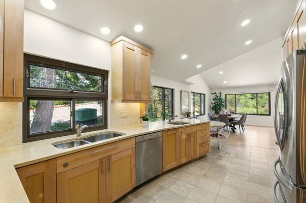 Dining room, Interior, Kitchen, Recessed Lighting, Stainless Steel Appliances