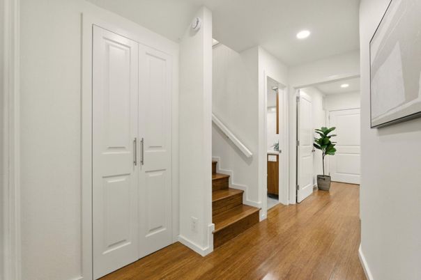 Interior, Recessed Lighting, Wood Texture Flooring