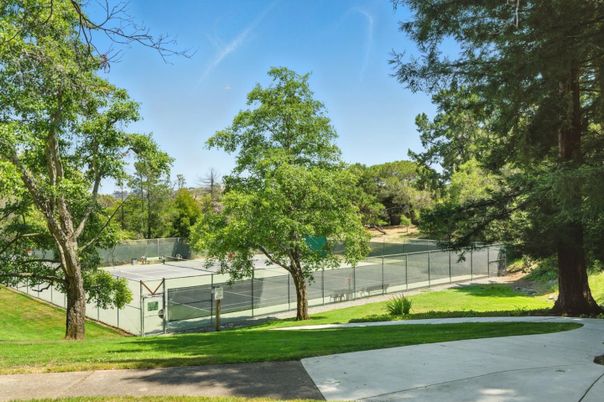 Exterior, Tennis Courts
