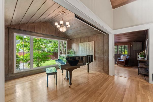 Chandelier, Interior, Piano, Wooden Ceilings, Wood Texture Flooring, Wooden Walls