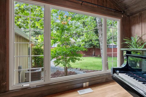 Interior, Piano, Sun Room, Wood Texture Flooring