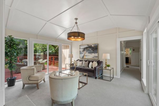 Interior, Living room, Pendant Lights