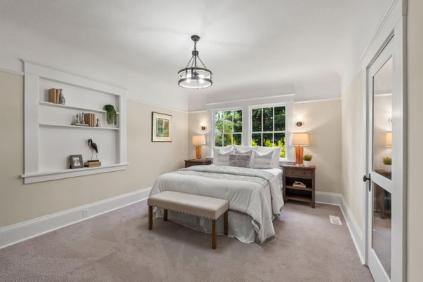 Bedroom, Interior, Pendant Lights