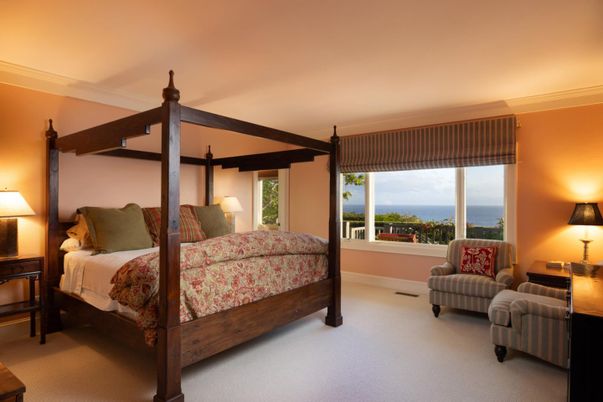 Bedroom, Interior, Water