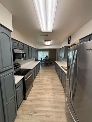 Dining room, Interior, Kitchen, Stainless Steel Appliances, Wood Texture Flooring