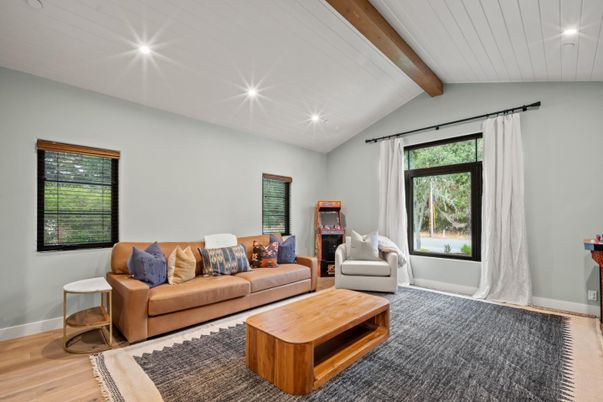 Interior, Living room, Recessed Lighting, Wooden Beams, Wood Texture Flooring