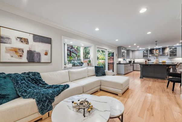 Chandelier, Dining room, Interior, Kitchen, Living room, Pendant Lights, Recessed Lighting, Wood Texture Flooring