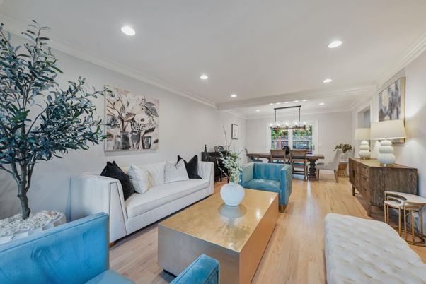 Chandelier, Dining room, Interior, Living room, Recessed Lighting, Wood Texture Flooring