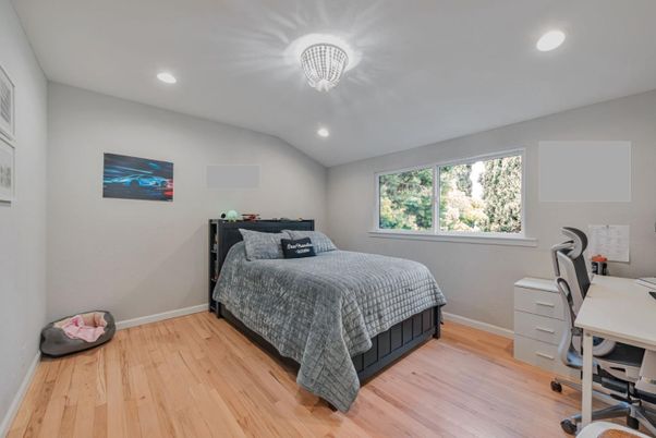 Bedroom, Home Office, Interior, Recessed Lighting, Wood Texture Flooring