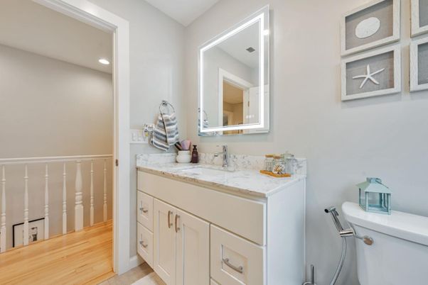 Bathroom, Interior, Recessed Lighting, Wood Texture Flooring