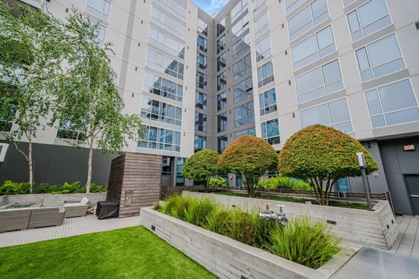 Exterior, Facade, Condo Building