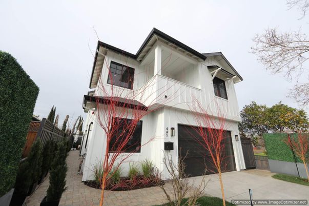 Attached, Exterior, Facade, Farmhouse
