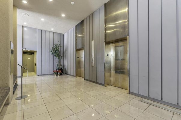 Elevator, Interior, Recessed Lighting