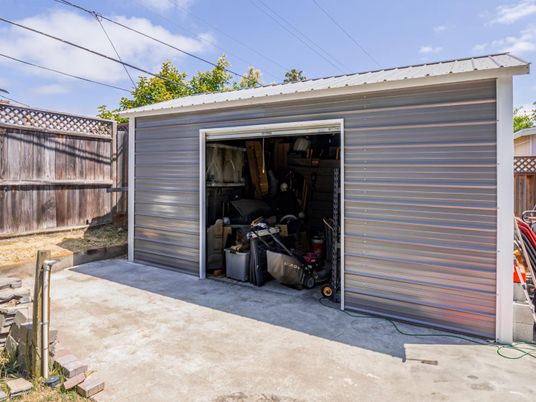 Detached Garage, Exterior