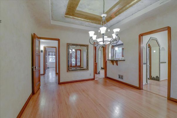 Chandelier, Empty room, Interior, Wood Texture Flooring
