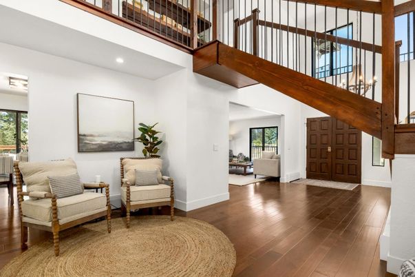Interior, Recessed Lighting, Wood Texture Flooring