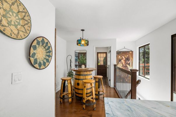 Interior, Pendant Lights, Wood Texture Flooring