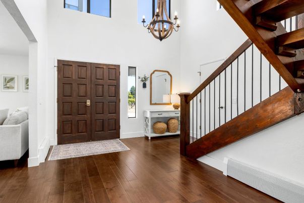Chandelier, Interior, Wood Texture Flooring