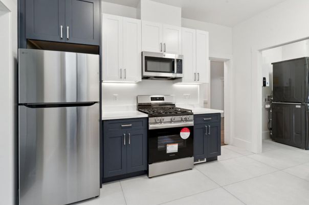 Interior, Kitchen, Stainless Steel Appliances