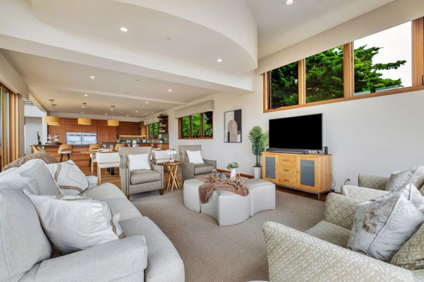 Dining room, Interior, Kitchen, Living room, Pendant Lights, Recessed Lighting